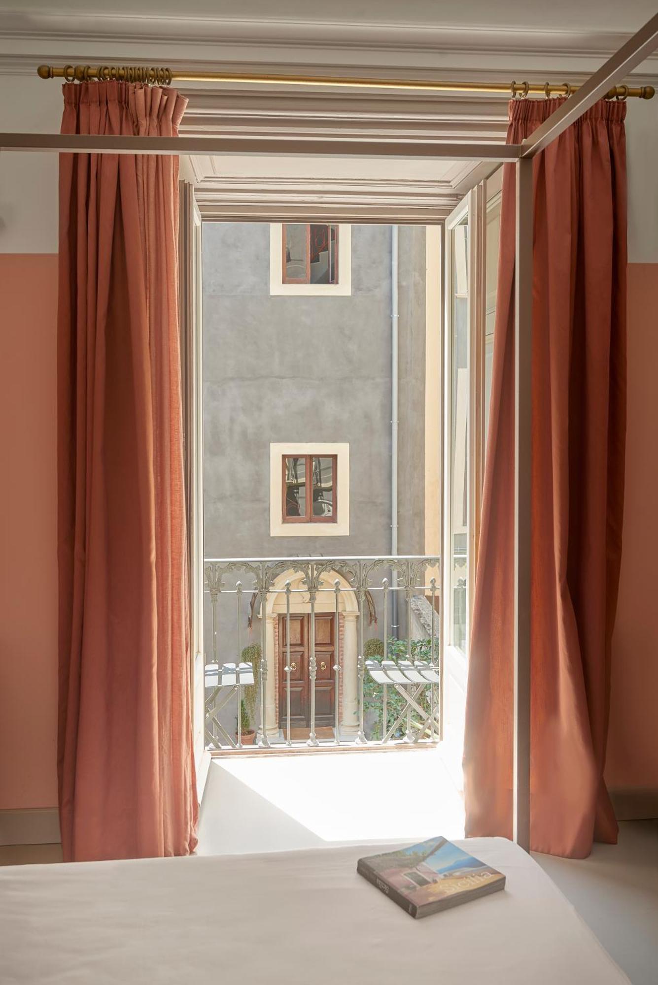 Palazzo Scammacca Apartment Catania Ngoại thất bức ảnh